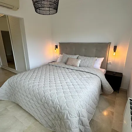 Casa Ines فوينخيرولا