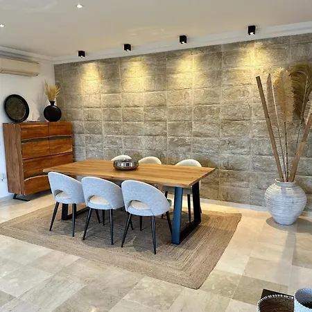 Casa Ines * فوينخيرولا